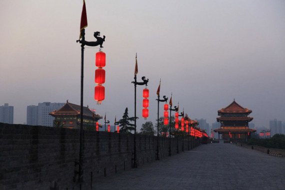 Xian Ancient City Wall Old Flag & Lantern