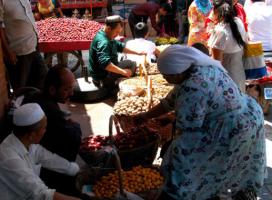 Sunday Bazaar Market Xinjiang