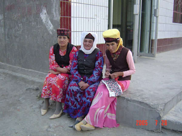 Photo, Image & Picture of Tajik Traditional Clothes