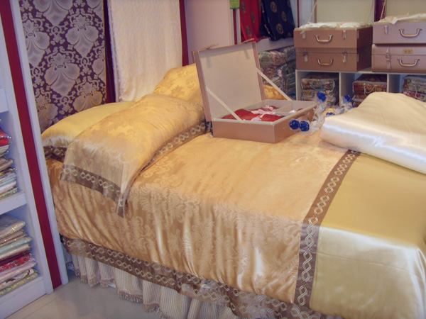 Photo Image Picture Of Suzhou Silk Bedding