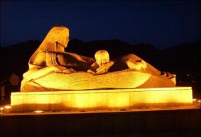 Yellow River Mother Statue Scence