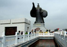 Han Dynasty Statue in Changan